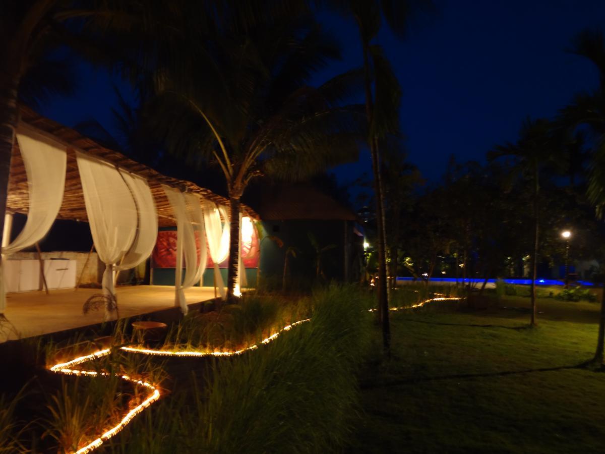 Aquatica Resorts & Spa Morjim Luaran gambar