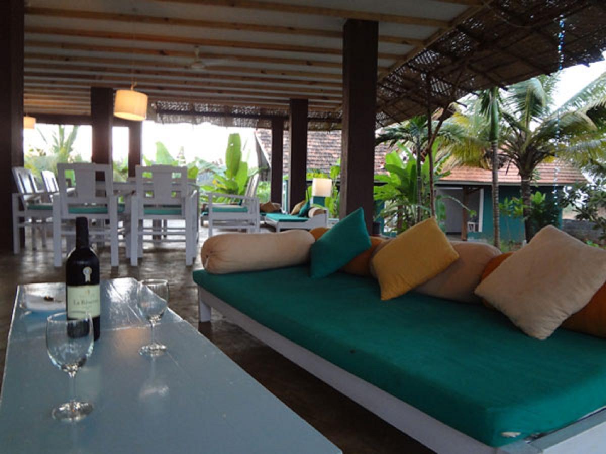 Aquatica Resorts & Spa Morjim Luaran gambar