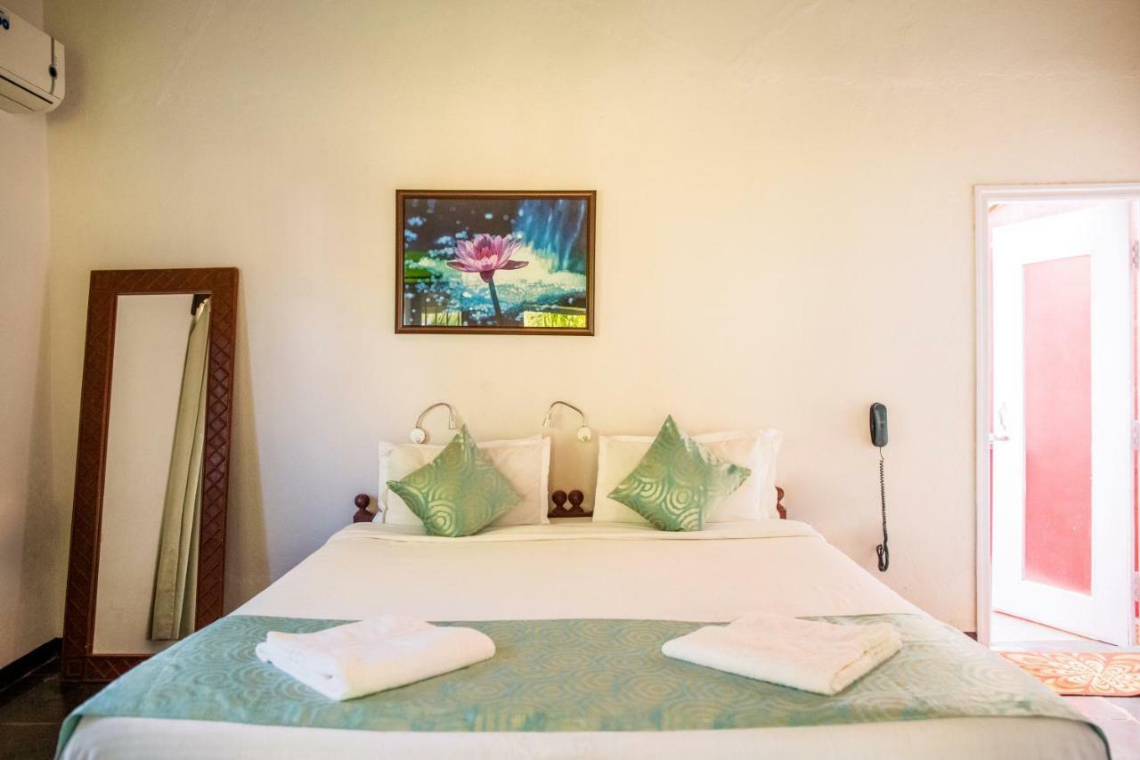 Aquatica Resorts & Spa Morjim Luaran gambar