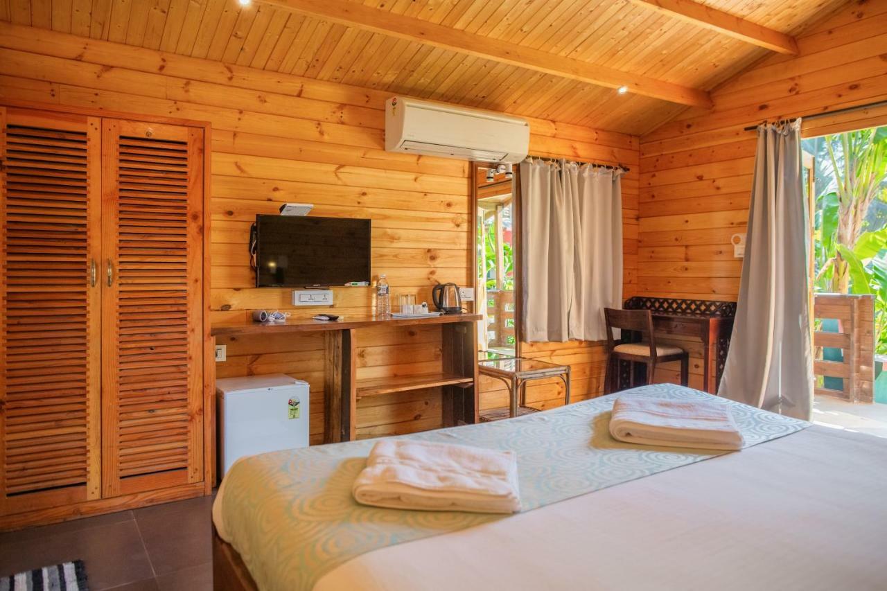 Aquatica Resorts & Spa Morjim Luaran gambar